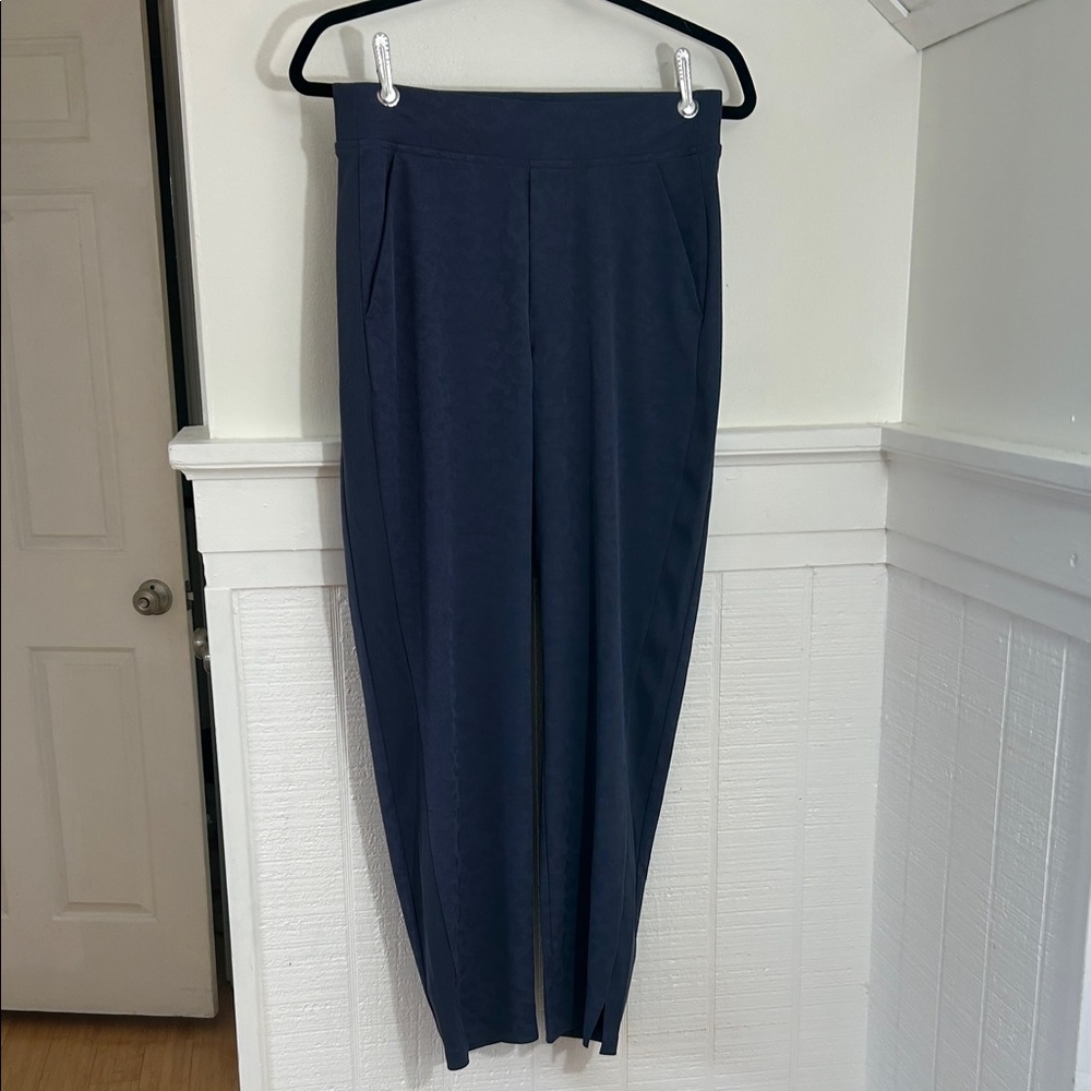 Athleta Brooklyn Textured Ankle Pants Blue size 2- also selling matching jacket - Picture 2 of 8